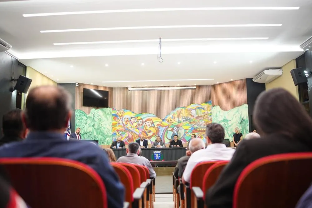 Câmara de Vereadores realiza Sessão Solene de homenagens nesta terça-feira
