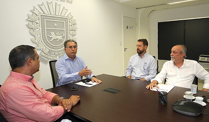 Estado congela pauta fiscal da gasolina e garante economia ao consumidor