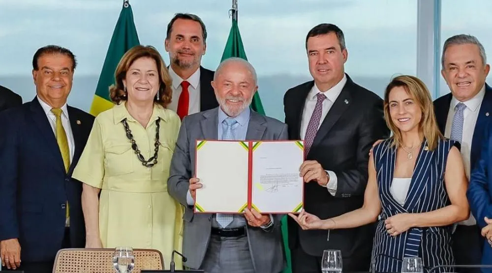 Lula volta a Mato Grosso do Sul e entrega mais de 1,3 mil títulos de terra em Ponta Porã