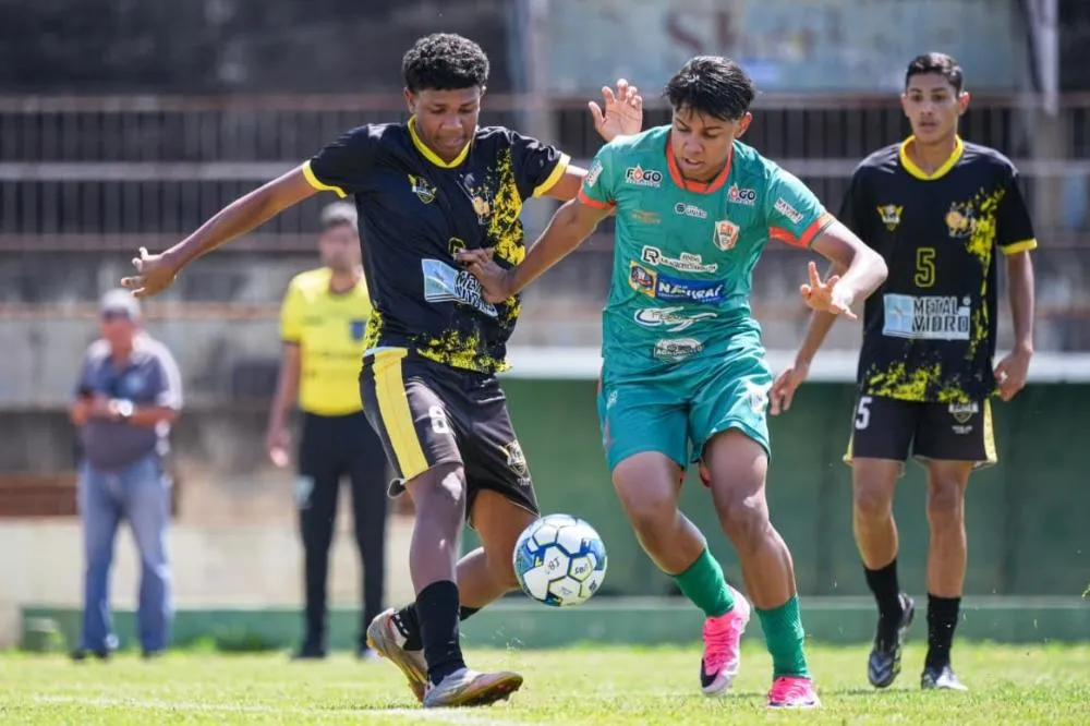 Naviraiense goleou Ubiratan no fechamento da primeira fase e agora encara o Operário nas quartas de final; Foto: Mari Nakano/@berton_shots_jpn