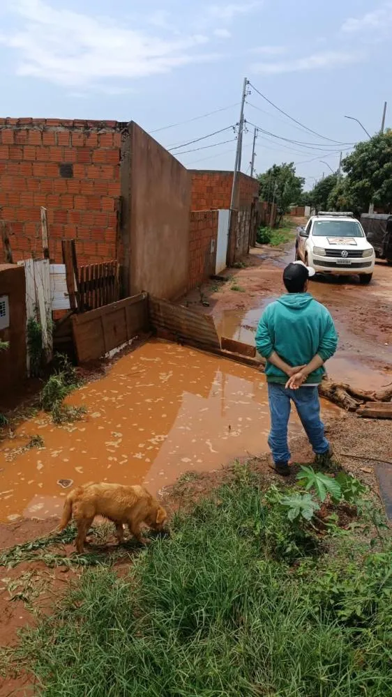Tempestade causa estragos em Nova Itamarati e na Ferroviária, em Ponta Porã