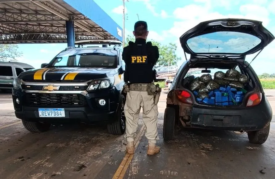 PRF apreende mais de 221 kg de drogas após perseguição na BR-376 em Ivinhema