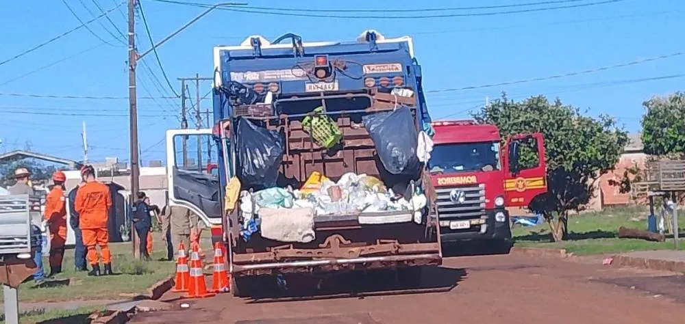 Morre gari atropelado por caminhão da coleta em Ponta Porã
