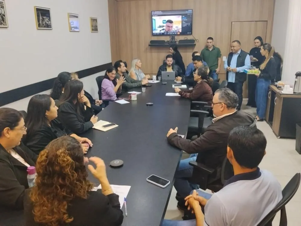“Servidor público é a mola propulsora da sociedade” diz Jelson Bernabé, presidente da Câmara