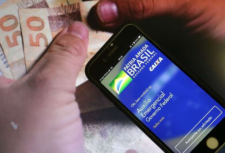 Caixa paga hoje auxílio emergencial a nascidos em março