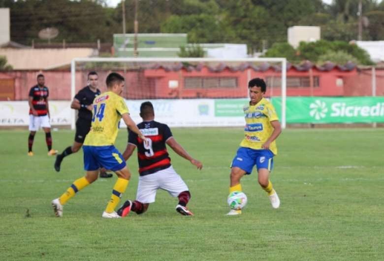 Dourados volta a vencer Águia Negra e fecha fase na liderança