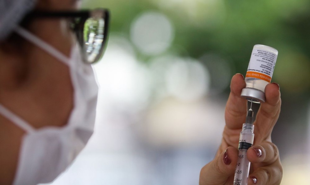Covid-19: 1,5 milhão de brasileiros estão com segunda dose atrasada