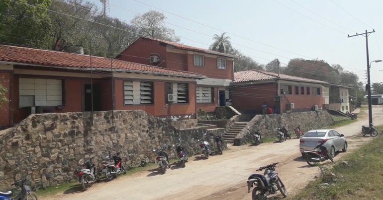 Sem anestesista, bebê morre no útero da mãe na fronteira de MS