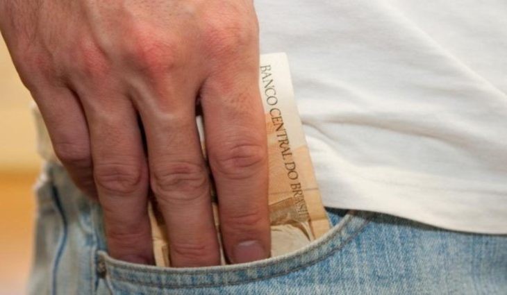 Governo deposita salários nesta sexta-feira