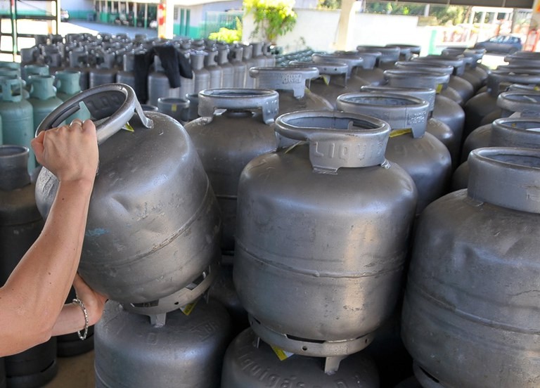 Preço do botijão de 13kg tem variação de 10% em Ponta Porã