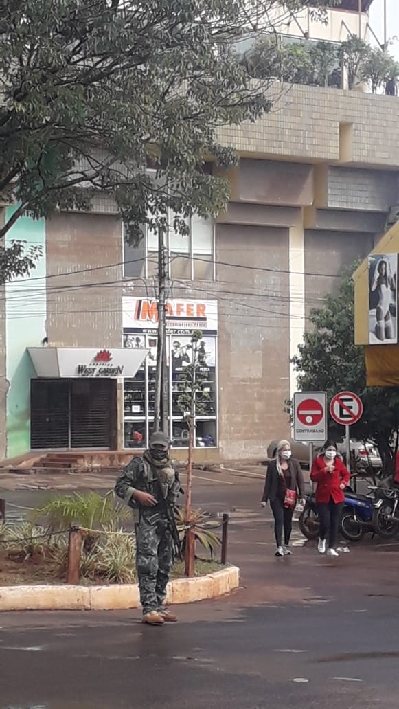 Comércio deve retornar gradualmente no Paraguai, mas fronteira continua fechada