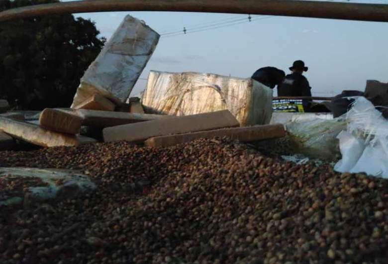 Maior carga de maconha apreendida do país é incinerada em cidade de MS