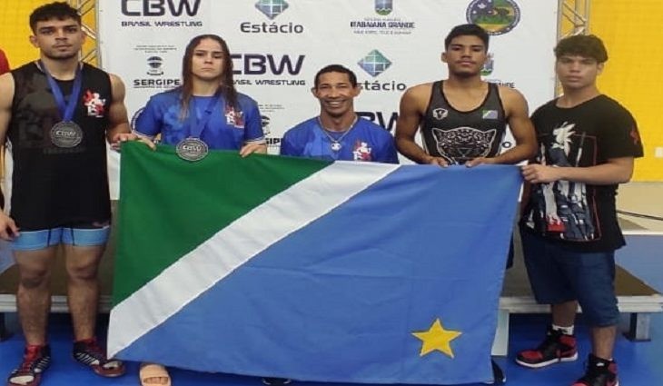 Atletas de MS faturam 2 pratas no Brasileiro Sub-23 de Wrestling
