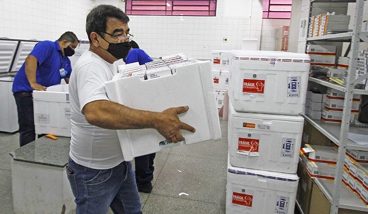 Mato Grosso do Sul recebe mais 70.880 doses de vacina contra a Covid-19 nesta sexta-feira