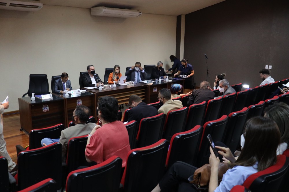 Vereadores aprovam gratificação de profissionais da saúde durante a pandemia em Ponta Porã