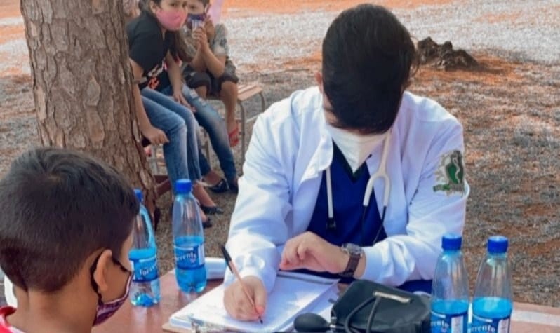 Universitário fala da experiência de vivenciar a medicina na prática atendendo a comunidade