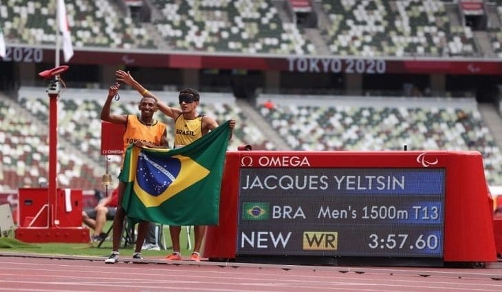 Yeltsin quebra recorde mundial e fatura o 100º ouro do Brasil em Paralimpíadas