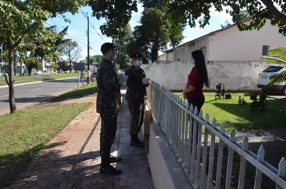 11 REC MEC realiza campanha de orientação e prevenção ao covid 19