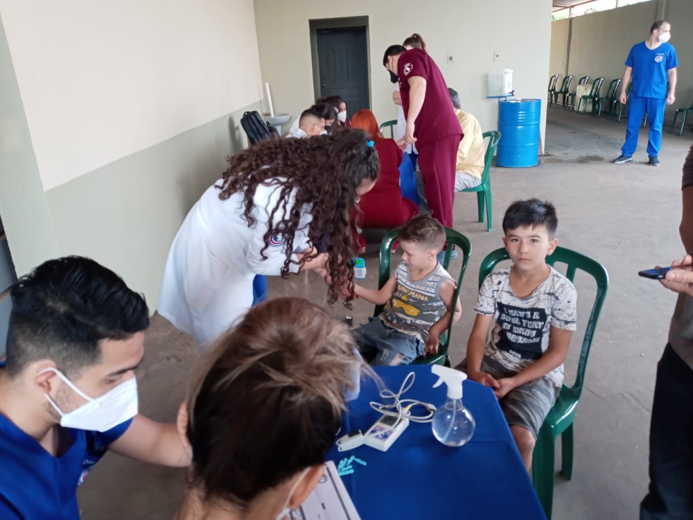 UCP atende comunidade da Igreja do Espirito Santo no Marechal Estigarribia