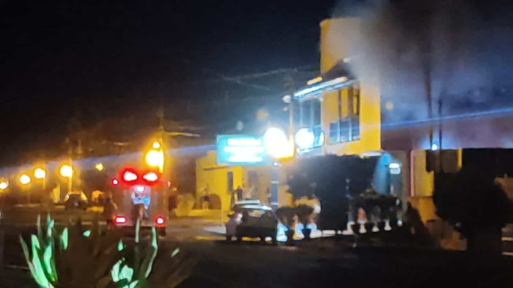 Explosão em reservatório de gás causou princípio de incêndio em pizzaria