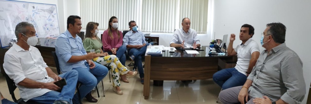 Hélio Peluffo recebe a visita do Deputado Federal Beto Pereira
