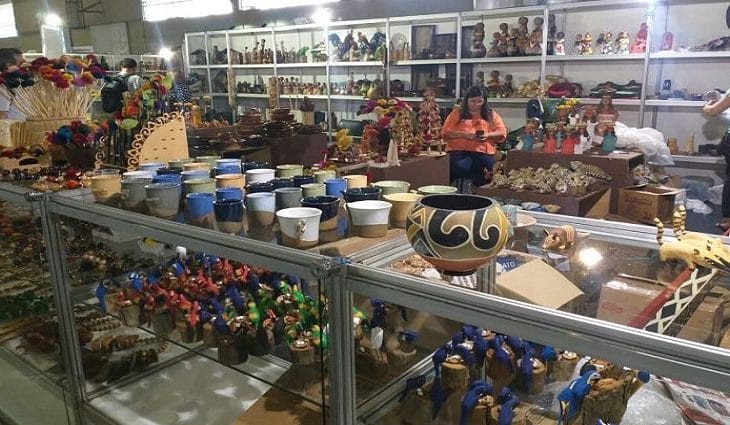 FCMS e artesãos participam do 14º Salão do Artesanato em Brasília