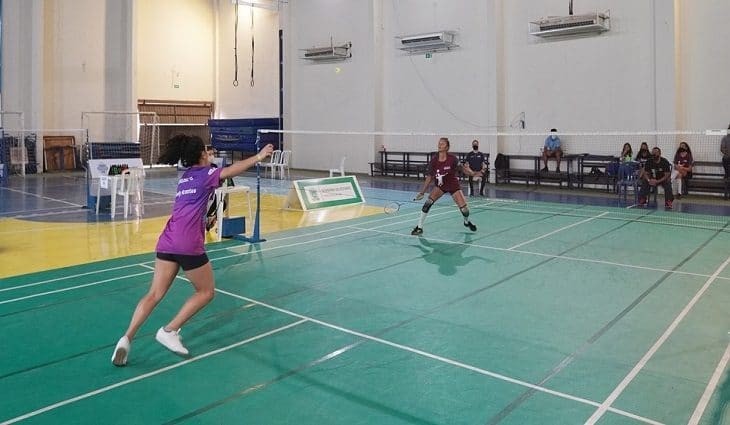Fundesporte realiza curso de badminton e parabadminton