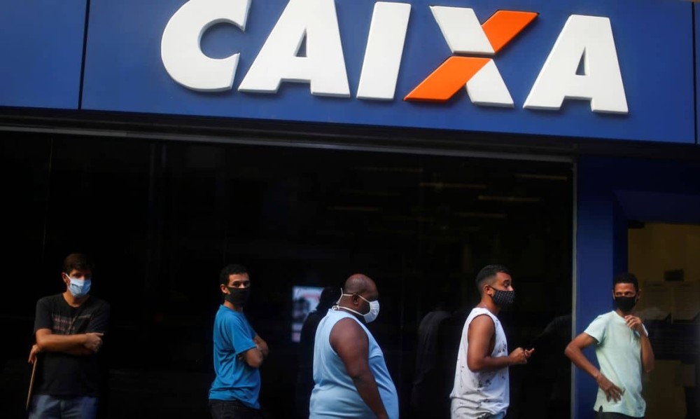 Caixa paga hoje Auxílio Brasil para beneficiário com NIS final 6